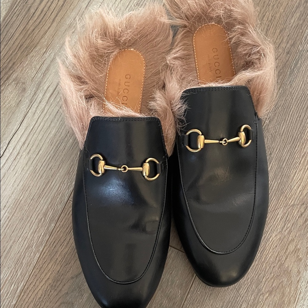 Gucci Princetown Black Leather Mules with Fur Trim Women's Size 40 - Picture 3 of 7